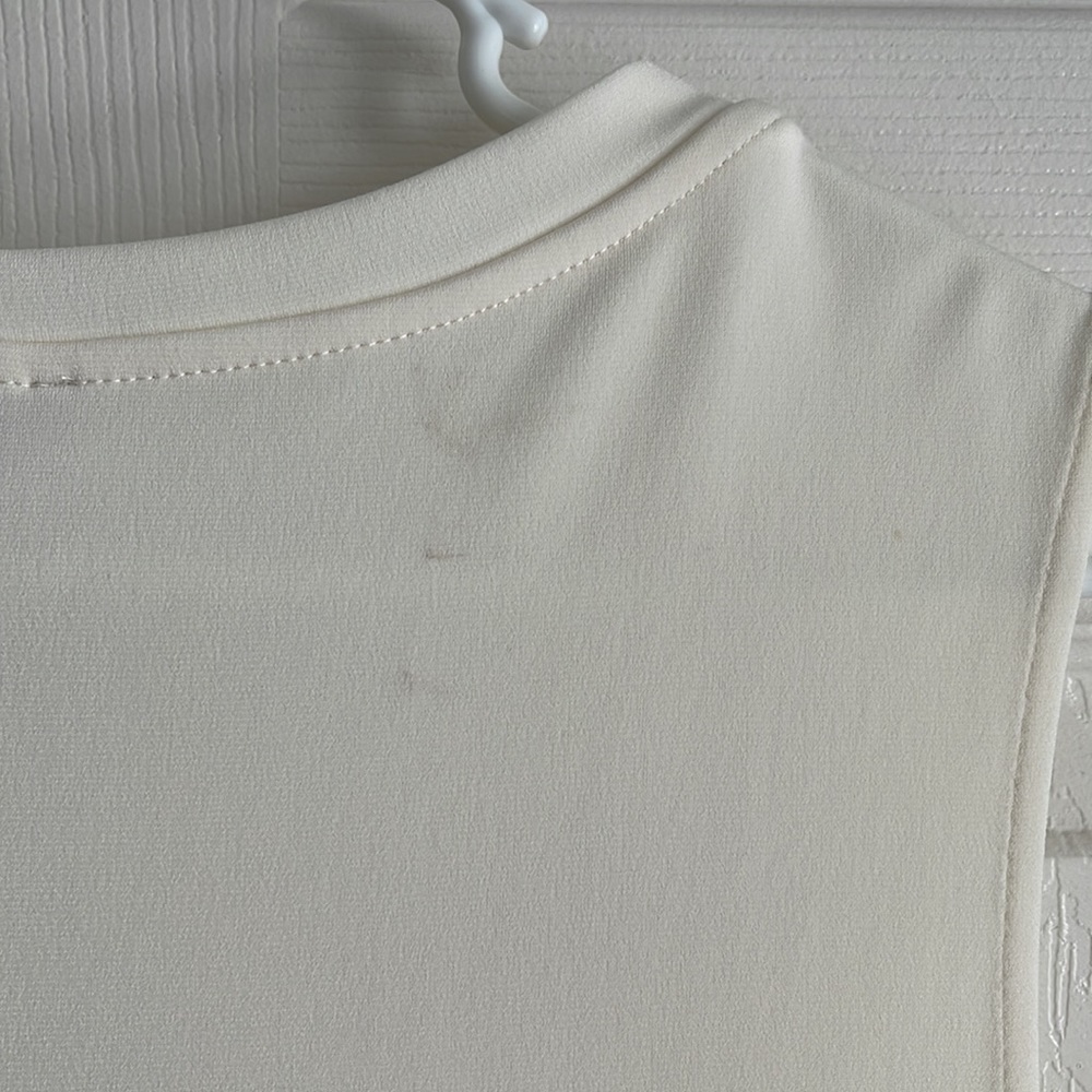 Express Asymmetrical Top - Picture 5 of 6